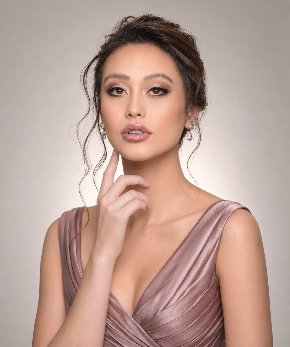 Divine Collection Pageantry Version.png__PID:b86551c7-5488-41c5-9817-4f54a8b06288