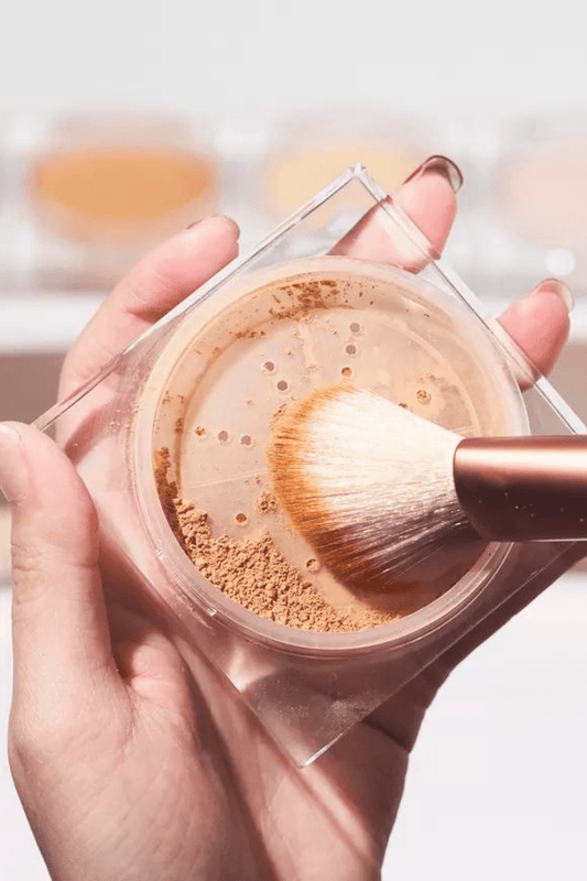 Lemonade - Poreless Perfecting Loose Setting Powder - Alayne Curtiss Bridal Beauty